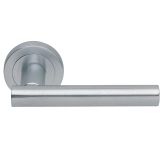 Manital Calla Door Handles On Round Rose, Satin Chrome (sold in pairs)