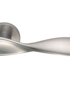Cebi Lavi Door Handles On Round Rose, Satin Chrome (sold in pairs)