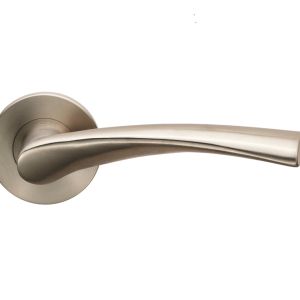 Eurospec Breeze Door Handles On Slim Fit 6mm Rose – Grade 304 Satin Stainless Steel