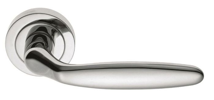 Manital Derby Door Handles On Round Rose, Polished Chrome OR Satin Chrome (sold in pairs)