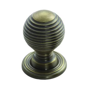 Fingertip Queen Anne Reeded Cupboard Knob (28mm OR 35mm), Florentine Bronze