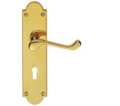 Victorian Scroll Door Handles On Shaped Backplate - Polished Brass