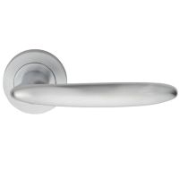 Manital Nirvana Door Handles On Round Rose, Satin Chrome (sold in pairs)