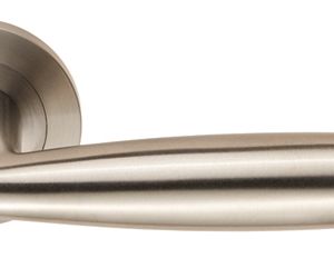 Eurospec Cervino Polished Stainless Steel Or Satin Stainless Steel Door Handles (sold in pairs)