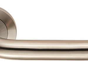 Eurospec Nera DDA Compliant Polished Stainless Steel Or Satin Stainless Steel Door Handles (sold in pairs)