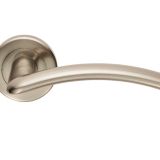 Serozzetta Residential Trenta Door Handles On Round Rose, Satin Nickel  (sold in pairs)