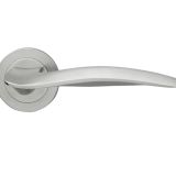 Manital Wind Door Handles On Round Rose, Satin Chrome (sold in pairs)