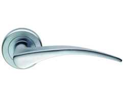 Serozzetta Olivier Door Handles On Round Rose - Satin Chrome (sold in pairs)