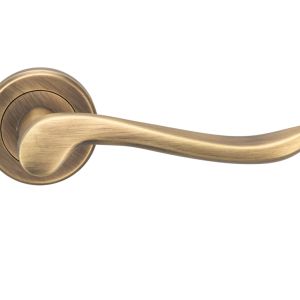 Serozzetta Verdun Door Handles On Round Rose – Antique Brass (sold in pairs)