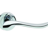 Serozzetta Verdun Door Handles On Round Rose – Polished Chrome (sold in pairs)