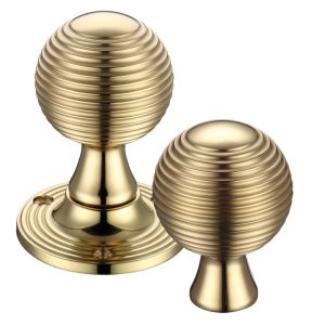 Queen Anne Rim Door Knobs, Polished Brass –  (sold in pairs)