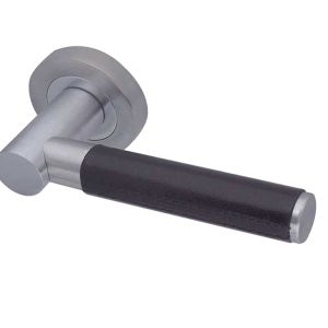 Paja Ascot Black Leather Door Handles On Round Rose