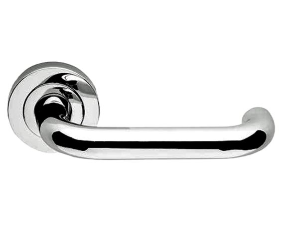 Thame Door Handles On Round Rose, Polished Chrome  (sold in pairs)