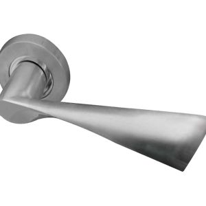 Twirl Door Handles On Round Rose