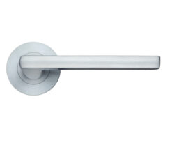 Venice Lever On Round Rose, Satin Chrome (sold in pairs)