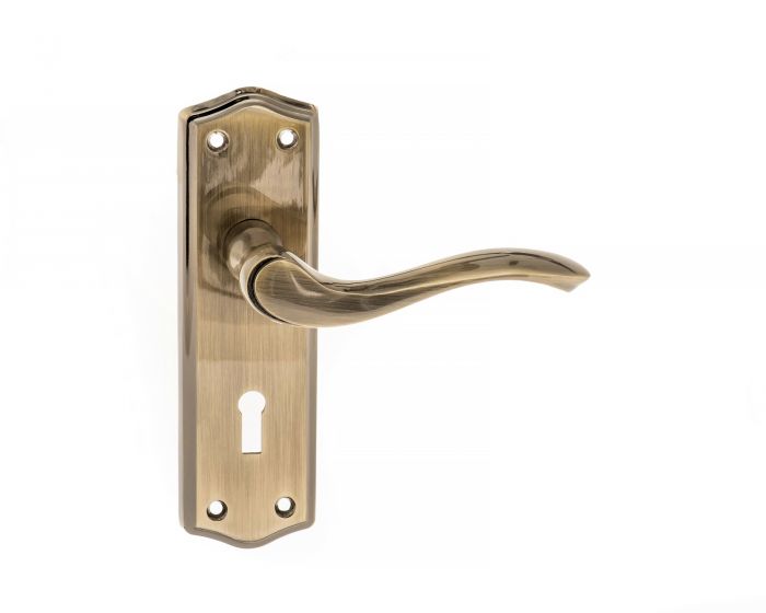 Atlantic Warwick Old English Door Handles On Backplate, Matt Antique Brass – OE178MAB (sold in pairs)
