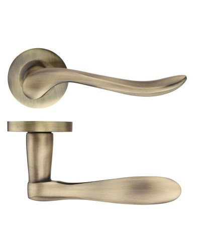 ZPZ240FB
LINCOLN LEVER ON ROUND ROSE