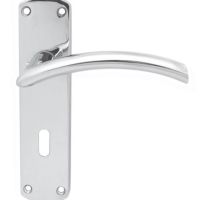 SZC031CP Serozzetta Tres Lever On Backplate – Lock 57mm C/C Polished Chrome