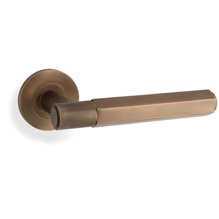 Alexander & Wilks Spitfire Hex Door Handles On Round Rose – AW224