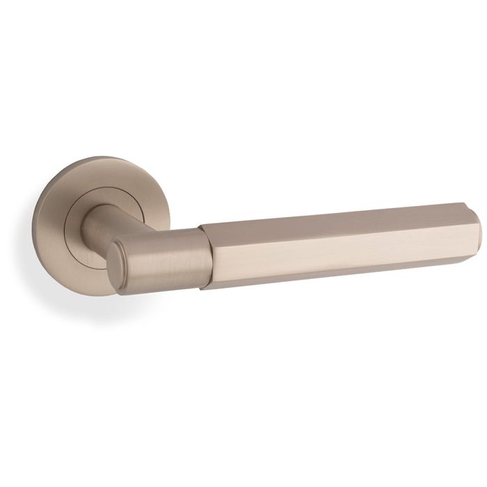 Alexander & Wilks Spitfire Hex Door Handles On Round Rose – AW224