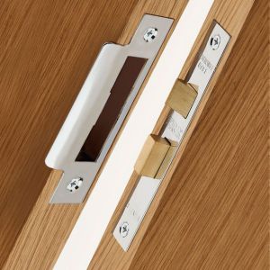 Era 473-62 3 Lever Sashlock 2 1/2″ Chrome Card 64mm Polished Chrome