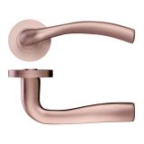 Siena lever on round rose Tuscan Rose Gold