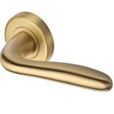Heritage Brass Columbus Satin Brass Door Handles On Round Rose  (sold in pairs)
