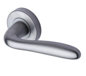 Heritage Brass Columbus Satin Chrome Door Handles On Round Rose   (sold in pairs)