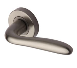 Heritage Brass Columbus Satin Nickel Handles On Round Rose   (sold in pairs)