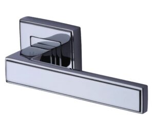 Heritage Brass Linear Polished Chrome Art Deco Style Door Handles On Square Rose (sold in pairs)