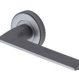 Heritage Brass Pyramid Satin Chrome Door Handles On Round Rose  (sold in pairs)