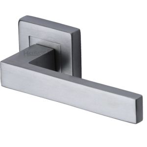 Heritage Brass Delta SQ Satin Chrome Door Handles On Square Rose  (sold in pairs)