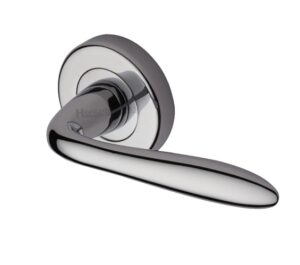 Heritage Brass Sutton Polished Chrome Door Handles On Round Rose   (sold in pairs)