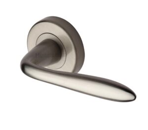 Heritage Brass Sutton Satin Nickel Door Handles On Round Rose   (sold in pairs)