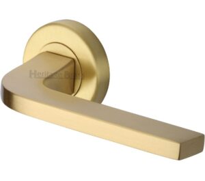 Heritage Brass Bellagio Satin Brass Door Handles On Round Rose (sold in pairs)