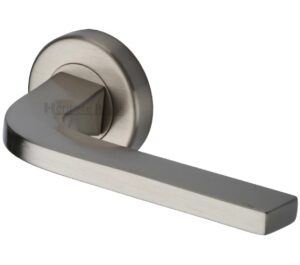 Heritage Brass Bellagio Satin Nickel Door Handles On Round Rose  (sold in pairs)