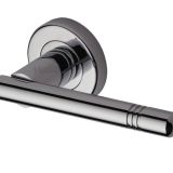 Heritage Brass Alicia Polished Chrome Door Handles On Round Rose (sold in pairs)