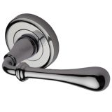 Heritage Brass Roma Polished Chrome Door Handles On Round Rose   (sold in pairs)