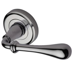 Heritage Brass Roma Polished Chrome Door Handles On Round Rose  (sold in pairs)