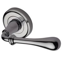 Heritage Brass Roma Polished Chrome Door Handles On Round Rose (sold in pairs)