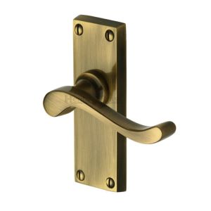 Heritage Brass Bedford Short Antique Brass Door Handles (sold in pairs)