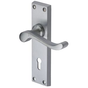 Heritage Brass Bedford Satin Chrome Door Handles  (sold in pairs)