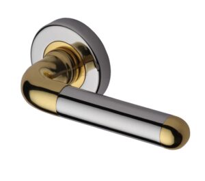 Heritage Brass Vienna Dual Finish Polished Chrome With Polished Brass Edge Door Handles On Round Rose  (sold in pairs)